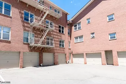 29 Upper Mountain Ave #1, Montclair Twp., NJ 07042 - Photo 27