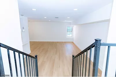 29 Upper Mountain Ave #1, Montclair Twp., NJ 07042 - Photo 25