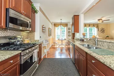 2110 Pierce Ln, Rockaway Township, NJ 07866 - Photo 5
