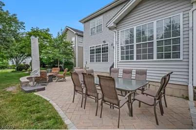 11 Pony Ln, Raritan Township, NJ 08822 - Photo 7