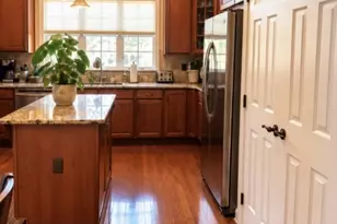 14 Fehervari Ct, Franklin Township, NJ 08873 - Photo 9