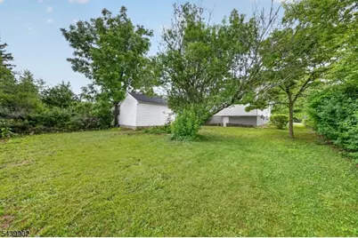 725 Belvidere Rd, Lopatcong Township, NJ 08865 - Photo 19