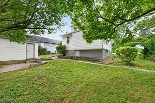 725 Belvidere Rd, Lopatcong Township, NJ 08865 - Photo 23