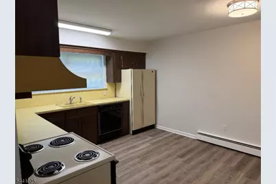 44 Burgh Ave, Clifton, NJ 07011 - Photo 3
