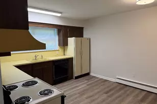 44 Burgh Ave, Clifton, NJ 07011 - Photo 3