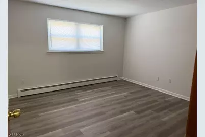 44 Burgh Ave, Clifton, NJ 07011 - Photo 7