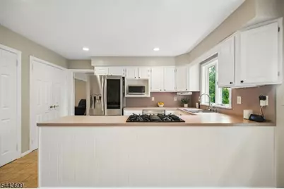 6 Noe Ave, Madison, NJ 07940 - Photo 11
