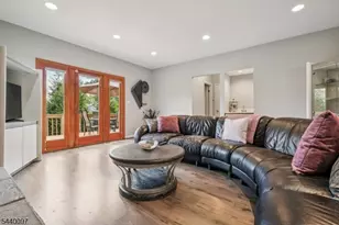 98 King St, Edison Twp., NJ 08820 - Photo 17