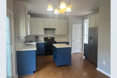 246 Winding Hill Dr, Mount Olive, NJ 07840 - Photo 7