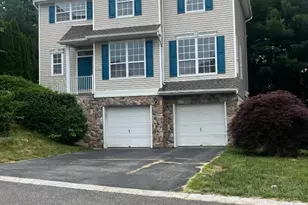 246 Winding Hill Dr, Mount Olive, NJ 07840 - Photo 1