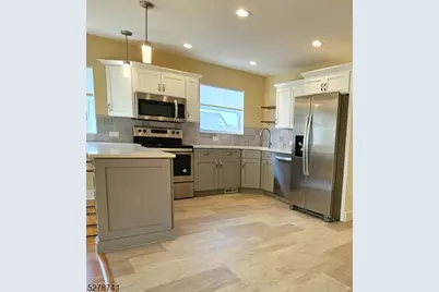 1300 Stuyvesant Ave Apt 2L, Union Township, NJ 07083 - Photo 3