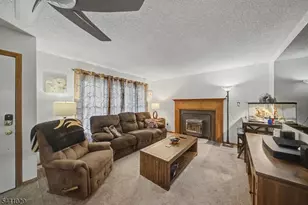12 Amherst Ct, Hamburg, NJ 07419 - Photo 9