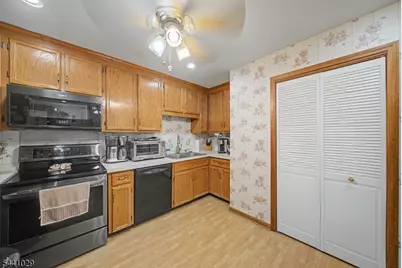 12 Amherst Ct, Hamburg, NJ 07419 - Photo 13
