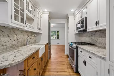 46 Pembroke Dr, Mendham, NJ 07945 - Photo 7
