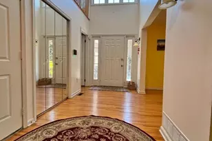 126 Mary Alice Ct, Union Township, NJ 07083 - Photo 3