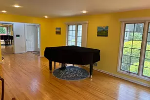 126 Mary Alice Ct, Union Township, NJ 07083 - Photo 9