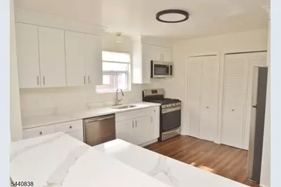 26 Millie Ln, East Hanover Township, NJ 07936 - Photo 3