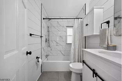93 Horton Ave, Hawthorne, NJ 07506 - Photo 21