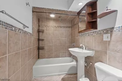 40 Hunterdon Rd, West Orange Township, NJ 07052 - Photo 27