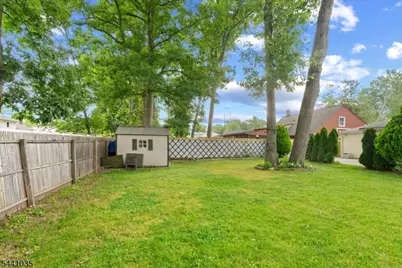 40 Hunterdon Rd, West Orange Township, NJ 07052 - Photo 33