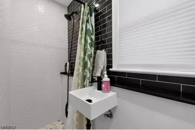 20 Arnold Drive, Parsippany, NJ 07054 - Photo 23
