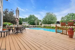 115 Sturbridge Cir, Wayne Twp., NJ 07470 - Photo 41