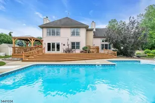 115 Sturbridge Cir, Wayne Twp., NJ 07470 - Photo 1