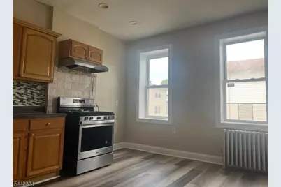 83 Davenport Ave, Newark, NJ 07107 - Photo 11