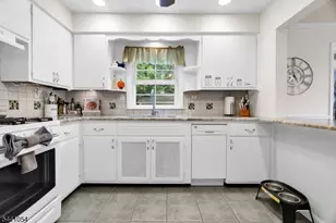1030 Westfield Ave, Rahway, NJ 07065 - Photo 17