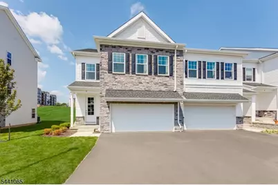 34 Eastwood Ter #34, East Hanover Township, NJ 07936 - Photo 1