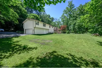 11 Pine Ridge Rd, Lebanon Township, NJ 07830 - Photo 41