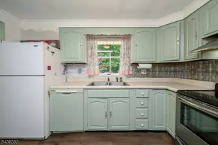 11 Pine Ridge Rd, Lebanon Township, NJ 07830 - Photo 11