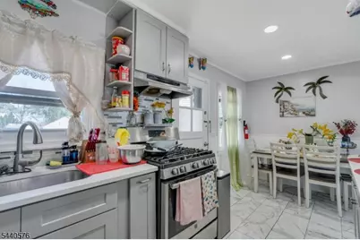 213 Glenside Pl, North Plainfield, NJ 07060 - Photo 11