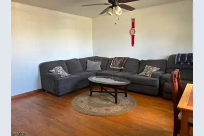 129 Hampton St, Metuchen, NJ 08840 - Photo 7
