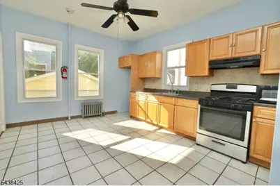 83 Berkeley Ave, Bloomfield, NJ 07003 - Photo 5