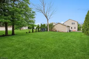 18 Brooklake Rd, Florham Park, NJ 07932 - Photo 27