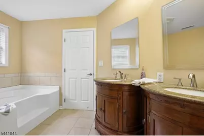18 Brooklake Rd, Florham Park, NJ 07932 - Photo 19