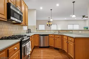 18 Brooklake Rd, Florham Park, NJ 07932 - Photo 11