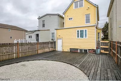 602 Avenue, Bayonne, NJ 07002 - Photo 7
