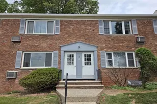 11 Wedgewood Dr, Verona, NJ 07044 - Photo 1