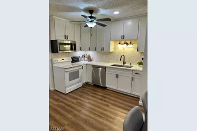 156 Heritage Ln, Hamburg, NJ 07419 - Photo 13