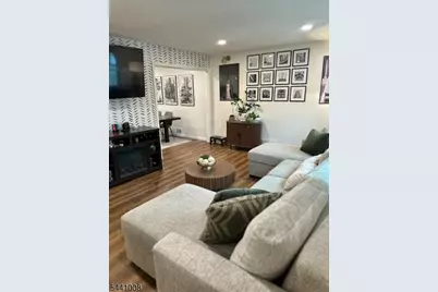 156 Heritage Ln, Hamburg, NJ 07419 - Photo 3
