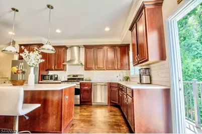 199 D Amboy Ave #199D, Metuchen, NJ 08840 - Photo 5
