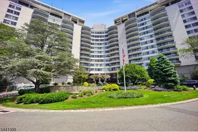 1 Claridge Dr #1026, Verona, NJ 07044 - Photo 27