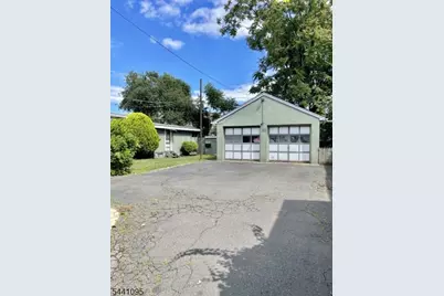 16 Jackson Ave, North Plainfield, NJ 07060 - Photo 41