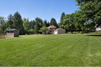 20 Sand Hill Rd, Raritan Township, NJ 08822 - Photo 29