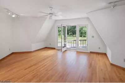 20 Sand Hill Rd, Raritan Township, NJ 08822 - Photo 9