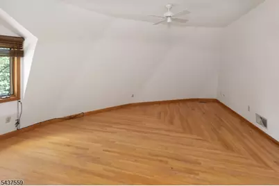 20 Sand Hill Rd, Raritan Township, NJ 08822 - Photo 13