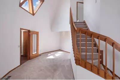 20 Sand Hill Rd, Raritan Township, NJ 08822 - Photo 5
