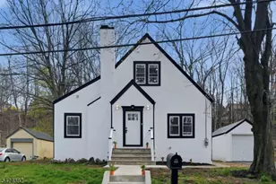 31 St Moritz Pl, Wayne, NJ 07470 - Photo 3